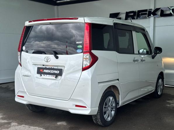 Toyota Roomy I Рестайлинг с пробегом 2021 года, цена 1 239 000 рублей, 62000 км, микровэн, Автокод Объявления
