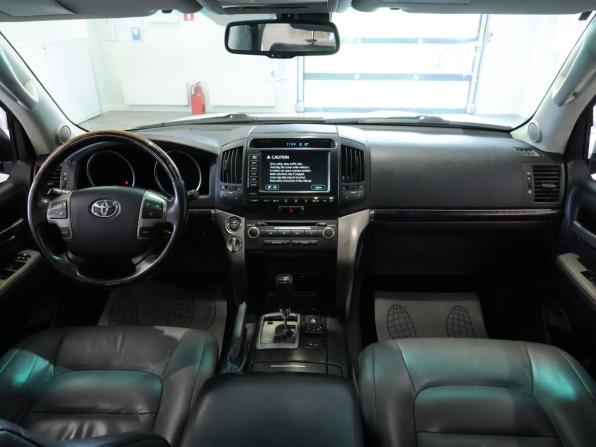 Toyota Land Cruiser 200 Series с пробегом 2008 года, цена 3 095 000 рублей, 232474 км, внедорожник, Автокод Объявления