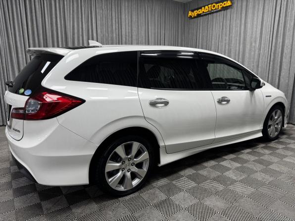 Honda Jade I с пробегом 2015 года, цена 1 370 000 рублей, 124169 км, компактвэн, Автокод Объявления