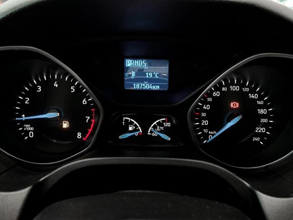 Ford Focus III Рестайлинг с пробегом 2017 года, цена 970 000 рублей, 187504 км, универсал, Автокод Объявления