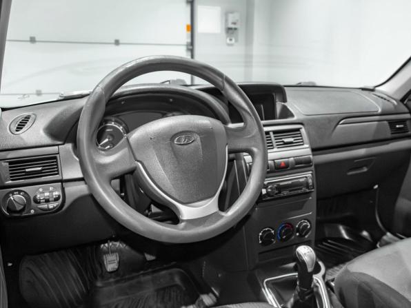 Lada (ВАЗ) Priora I Рестайлинг с пробегом 2017 года, цена 569 400 рублей, 171524 км, седан, Автокод Объявления