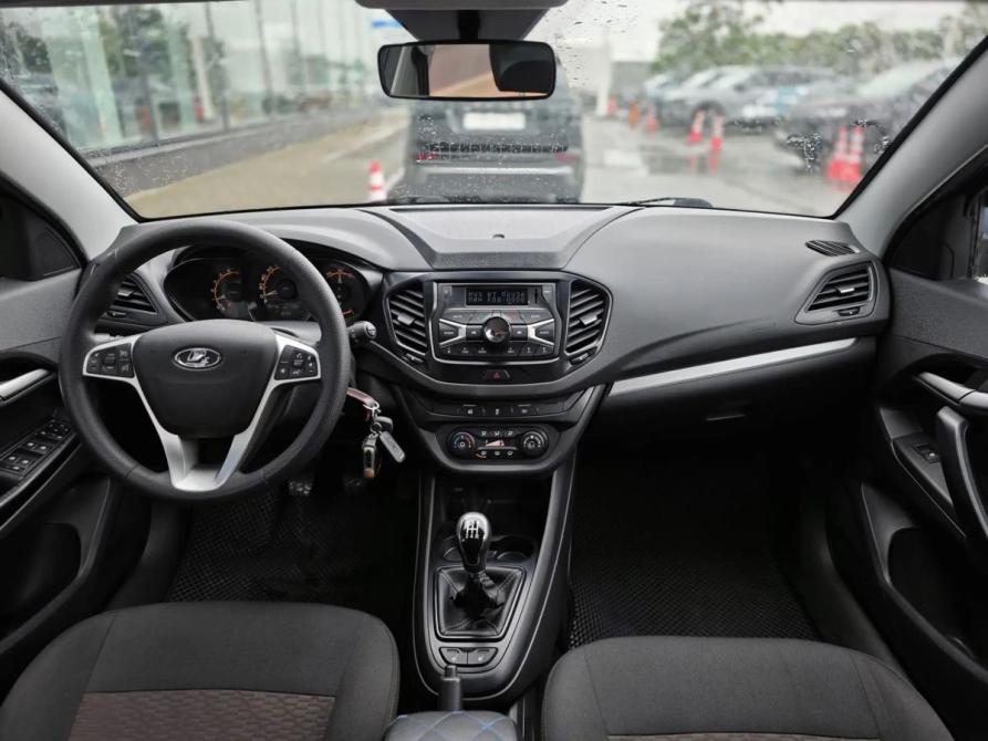 Lada (ВАЗ) Vesta I Санкт-Петербург  - изображение 10