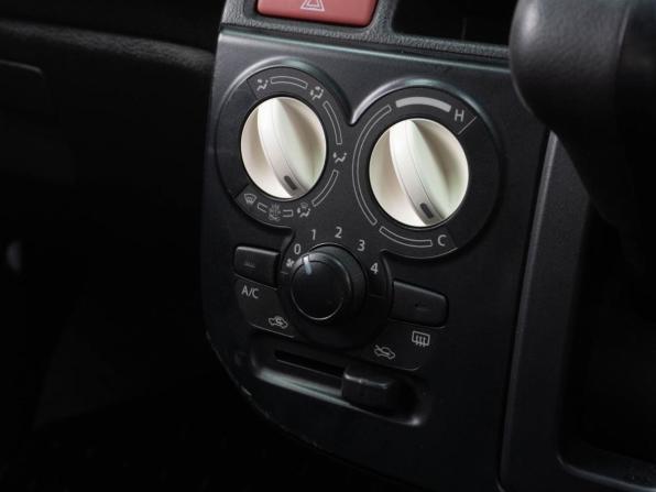 Mazda Carol VII с пробегом 2015 года, цена 699 000 рублей, 85252 км, хэтчбек, Автокод Объявления