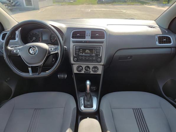 Volkswagen Polo V Рестайлинг с пробегом 2016 года, цена 900 000 рублей, 194660 км, седан, Автокод Объявления