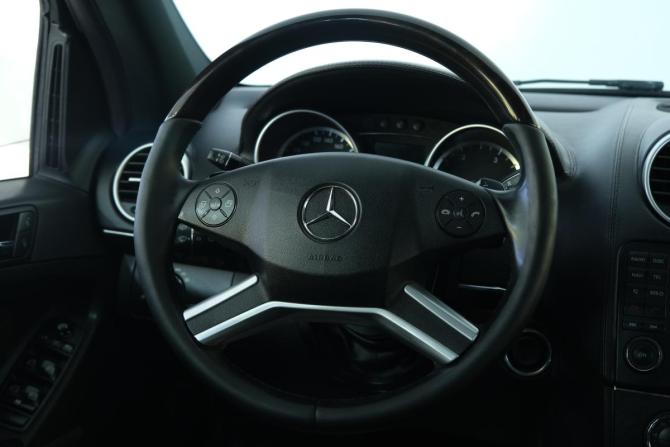 Mercedes-Benz GL-Класс I (X164) Рестайлинг с пробегом 2012 года, цена 2 449 000 рублей, 189000 км, внедорожник, Автокод Объявления