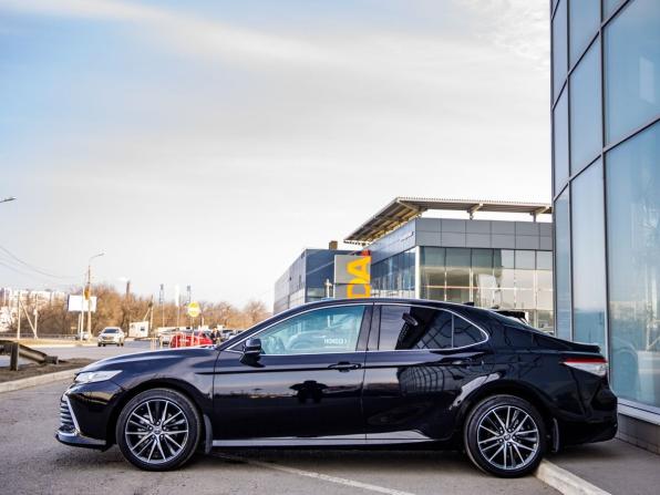 Toyota Camry VIII (XV70) Рестайлинг с пробегом 2021 года, цена 3 128 000 рублей, 71121 км, седан, Автокод Объявления