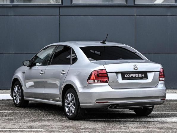 Volkswagen Polo V Рестайлинг с пробегом 2018 года, цена 1 269 000 рублей, 196527 км, седан, Автокод Объявления