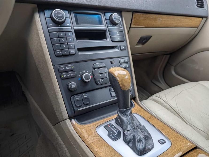 Volvo XC90 I Рестайлинг Москва  - изображение 11