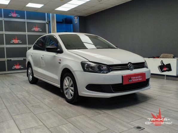 Volkswagen Polo V с пробегом 2013 года, цена 758 000 рублей, 128000 км, седан, Автокод Объявления