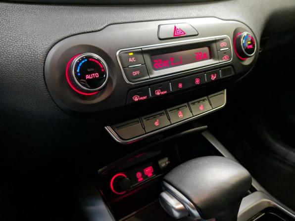 Kia Sorento III Prime Рестайлинг с пробегом 2018 года, цена 3 200 000 рублей, 20941 км, внедорожник, Автокод Объявления