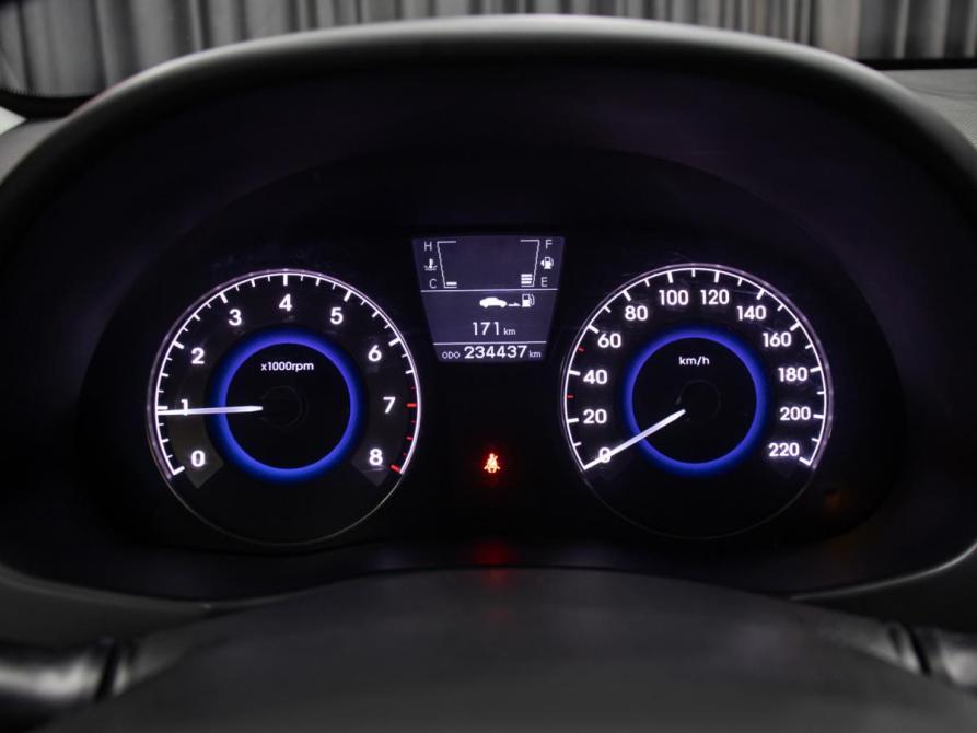 Hyundai Solaris I Москва  - изображение 13
