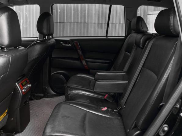 Toyota Highlander II (XU40) Рестайлинг с пробегом 2011 года, цена 2 050 000 рублей, 215992 км, внедорожник, Автокод Объявления