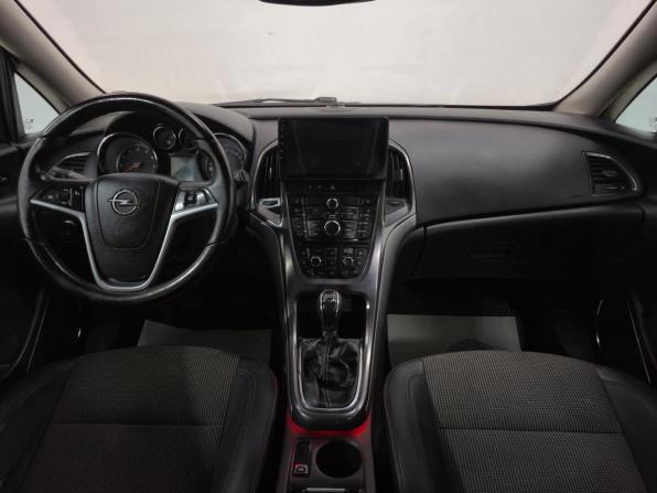 Opel Astra J с пробегом 2011 года, цена 590 000 рублей, 233364 км, хэтчбек, Автокод Объявления