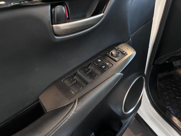 Lexus NX I с пробегом 2015 года, цена 2 610 000 рублей, 78239 км, внедорожник, Автокод Объявления
