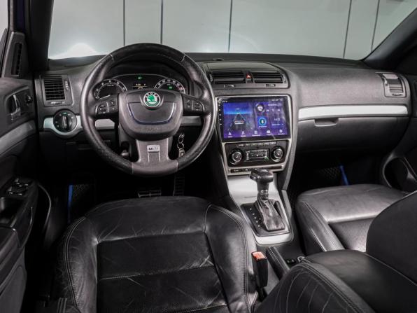 Skoda Octavia II (A5) Рестайлинг с пробегом 2009 года, цена 1 060 000 рублей, 249713 км, лифтбек, Автокод Объявления