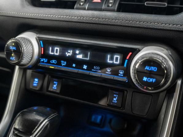 Toyota RAV4 V (XA50) с пробегом 2020 года, цена 3 192 000 рублей, 141276 км, внедорожник, Автокод Объявления