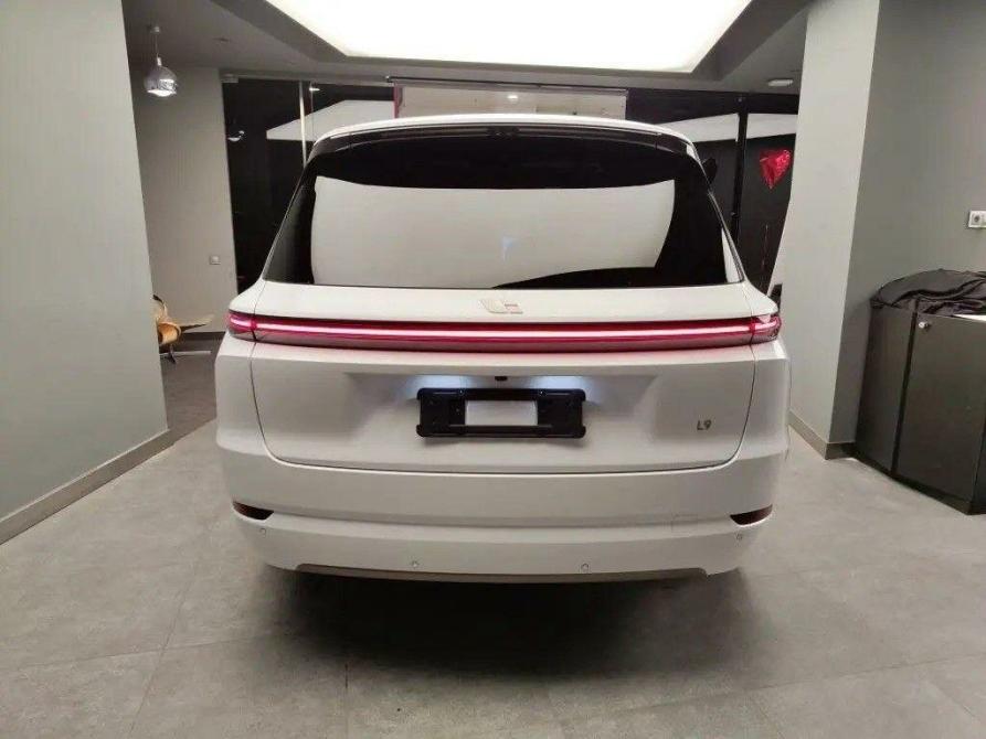 Li Auto (Lixiang) L9 I Рестайлинг Москва  - изображение 2