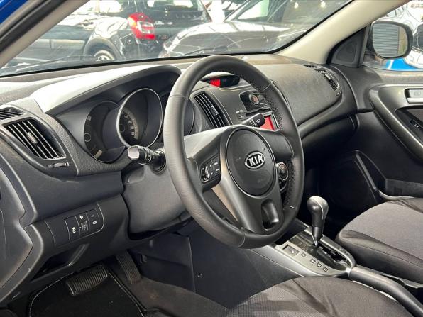 Kia Cerato II с пробегом 2009 года, цена 640 000 рублей, 217000 км, седан, Автокод Объявления
