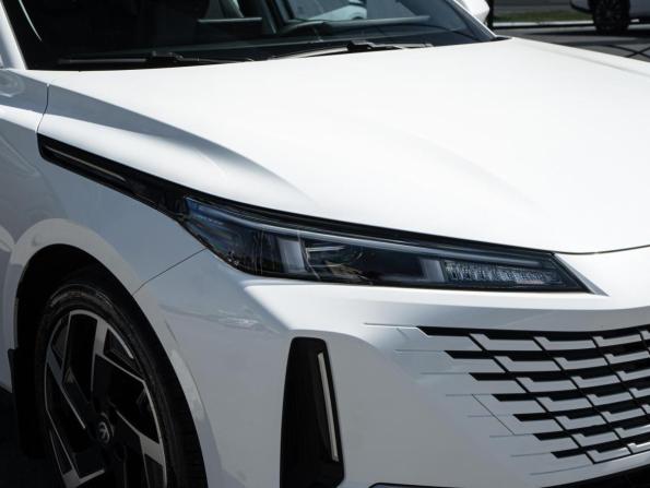 Changan Lamore с пробегом 2024 года, цена 2 089 000 рублей, 15317 км, седан, Автокод Объявления
