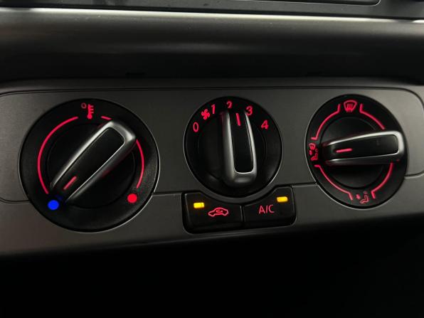 Volkswagen Polo V Рестайлинг с пробегом 2020 года, цена 1 250 000 рублей, 111123 км, седан, Автокод Объявления