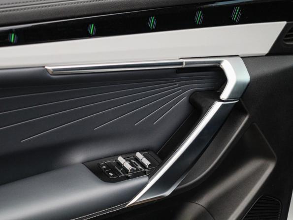 Geely Atlas II с пробегом 2024 года, цена 3 049 000 рублей, 20502 км, внедорожник, Автокод Объявления
