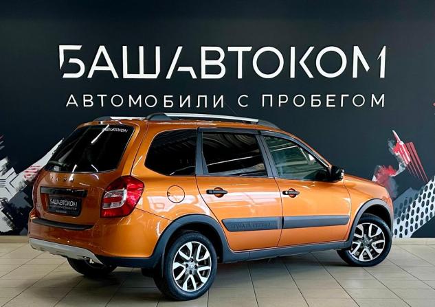 Lada (ВАЗ) Granta I Рестайлинг с пробегом 2022 года, цена 750 000 рублей, 63673 км, универсал, Автокод Объявления