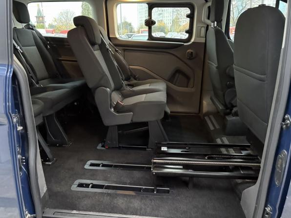 Ford Tourneo Custom I Рестайлинг с пробегом 2018 года, цена 2 699 000 рублей, 77040 км, минивэн, Автокод Объявления