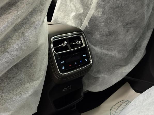 Новый Geely Monjaro I Рестайлинг 2 2026 года, цена 3 199 000 рублей, внедорожник, Автокод Объявления