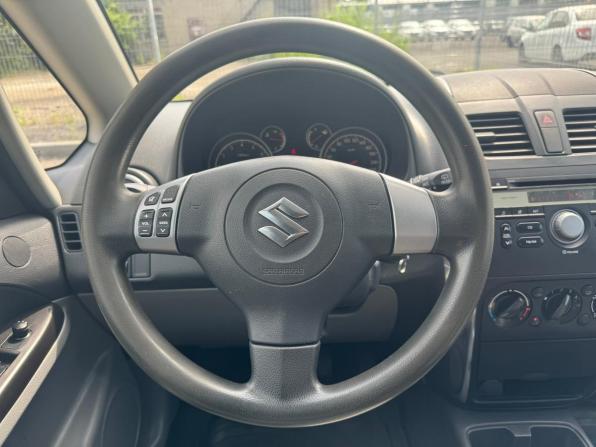 Suzuki SX4 I (Classic) Рестайлинг с пробегом 2010 года, цена 610 000 рублей, 240000 км, хэтчбек, Автокод Объявления