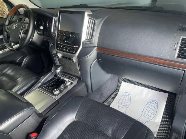 Toyota Land Cruiser 200 Series Рестайлинг 2 с пробегом 2016 года, цена 5 500 000 рублей, 291965 км, внедорожник, Автокод Объявления