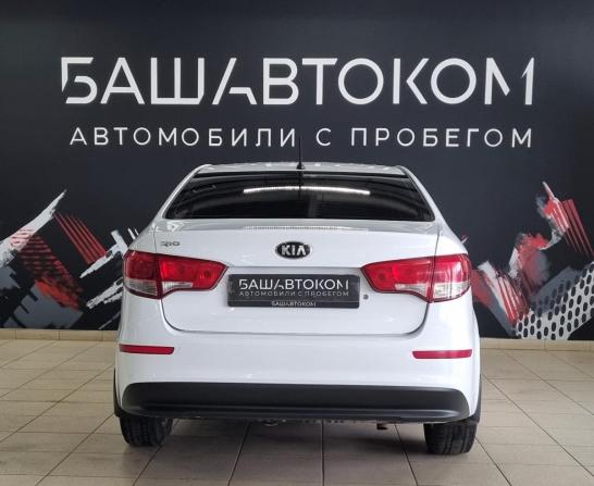 Kia Rio III Рестайлинг с пробегом 2016 года, цена 860 000 рублей, 180247 км, седан, Автокод Объявления