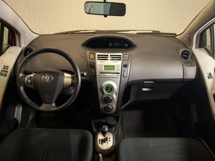 Toyota Yaris II Иваново  - изображение 19
