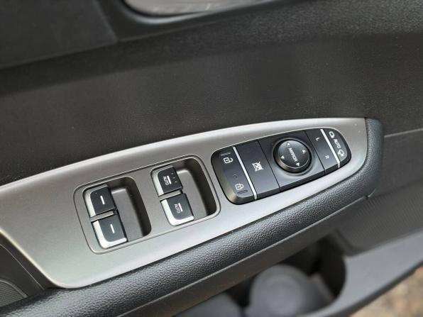 Kia Optima IV Рестайлинг с пробегом 2019 года, цена 1 745 000 рублей, 107000 км, седан, Автокод Объявления