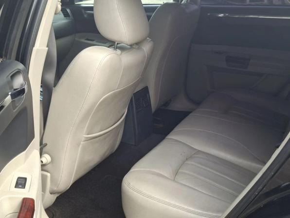 Chrysler 300C I с пробегом 2005 года, цена 750 000 рублей, 370000 км, седан, Автокод Объявления