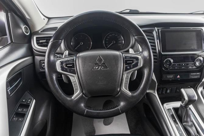Mitsubishi Pajero Sport III с пробегом 2019 года, цена 2 899 000 рублей, 177000 км, внедорожник, Автокод Объявления