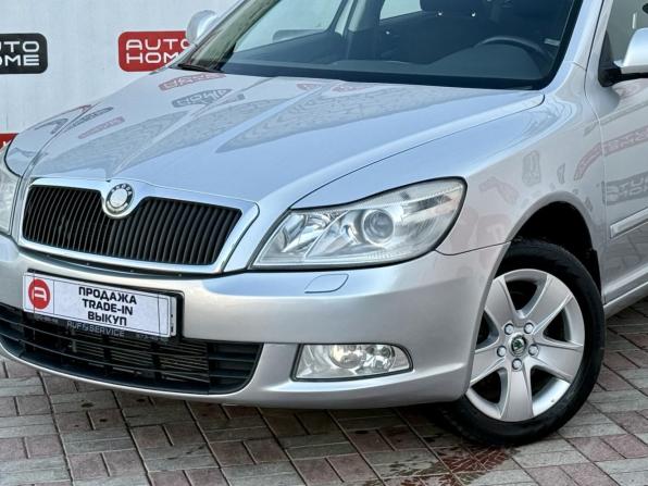 Skoda Octavia II (A5) Рестайлинг с пробегом 2010 года, цена 649 990 рублей, 210000 км, лифтбек, Автокод Объявления