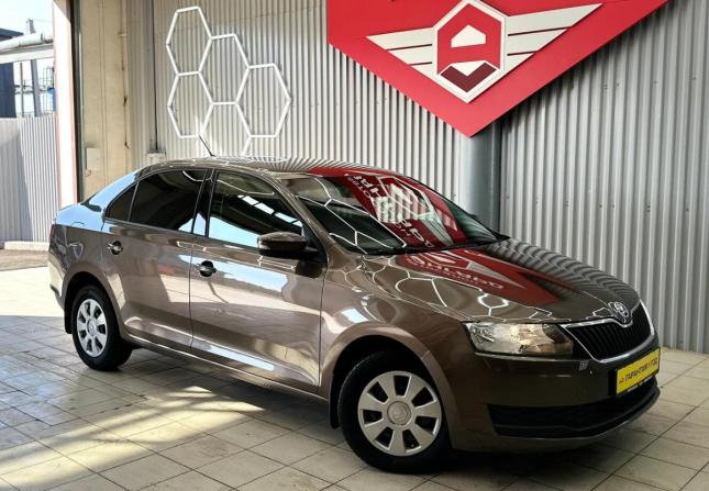 Skoda Rapid I Рестайлинг с пробегом 2018 года, цена 1 300 000 рублей, 62300 км, лифтбек, Автокод Объявления