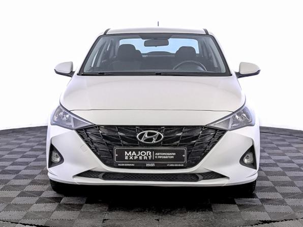 Hyundai Solaris II Рестайлинг с пробегом 2021 года, цена 1 435 000 рублей, 82201 км, седан, Автокод Объявления