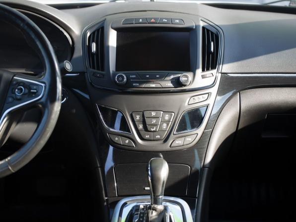 Opel Insignia I Рестайлинг с пробегом 2013 года, цена 1 050 000 рублей, 160861 км, седан, Автокод Объявления