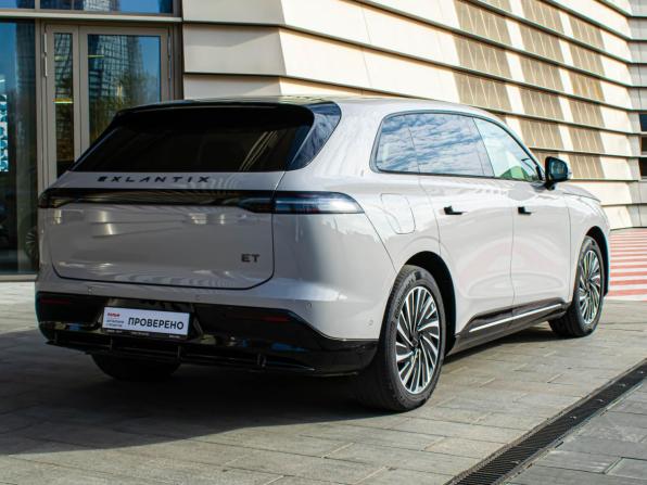 Exeed Exlantix ET с пробегом 2025 года, цена 5 099 000 рублей, 6000 км, внедорожник, Автокод Объявления