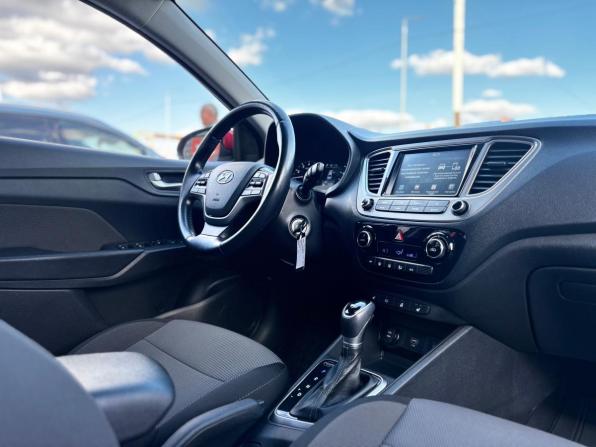 Hyundai Solaris II с пробегом 2020 года, цена 1 480 000 рублей, 102919 км, седан, Автокод Объявления