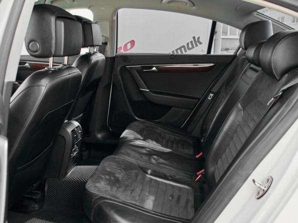 Volkswagen Passat B7 с пробегом 2012 года, цена 1 150 000 рублей, 247663 км, седан, Автокод Объявления