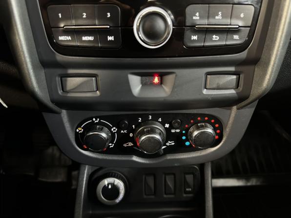 Renault Duster I Рестайлинг с пробегом 2016 года, цена 915 900 рублей, 194768 км, внедорожник, Автокод Объявления