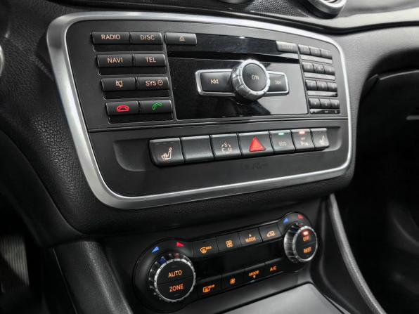 Mercedes-Benz CLA I (C117 X117) с пробегом 2014 года, цена 1 320 000 рублей, 221405 км, седан, Автокод Объявления