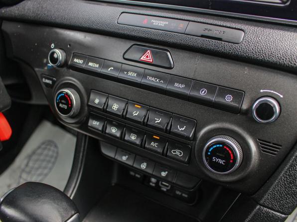 Kia Sportage IV с пробегом 2017 года, цена 2 150 000 рублей, 83996 км, внедорожник, Автокод Объявления