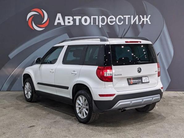 Skoda Yeti I Рестайлинг с пробегом 2015 года, цена 1 370 000 рублей, 88000 км, внедорожник, Автокод Объявления