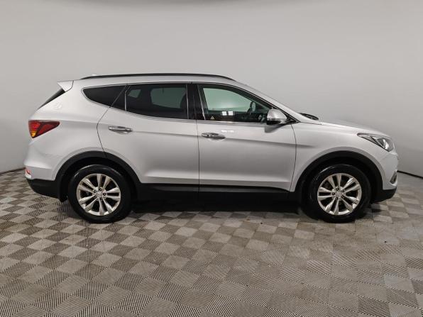 Hyundai Santa Fe III Рестайлинг с пробегом 2018 года, цена 2 399 000 рублей, 75557 км, внедорожник, Автокод Объявления
