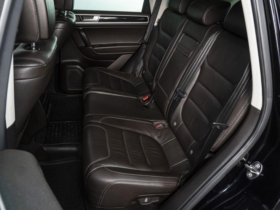 Volkswagen Touareg II Рестайлинг Тюмень  - изображение 15