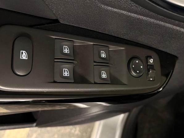 Renault Kaptur I Рестайлинг с пробегом 2021 года, цена 1 550 000 рублей, 129864 км, внедорожник, Автокод Объявления
