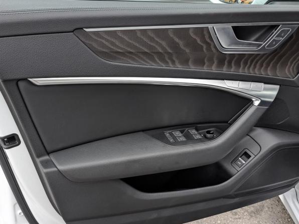 Audi A6 V (C8) с пробегом 2021 года, цена 4 745 000 рублей, 81331 км, седан, Автокод Объявления